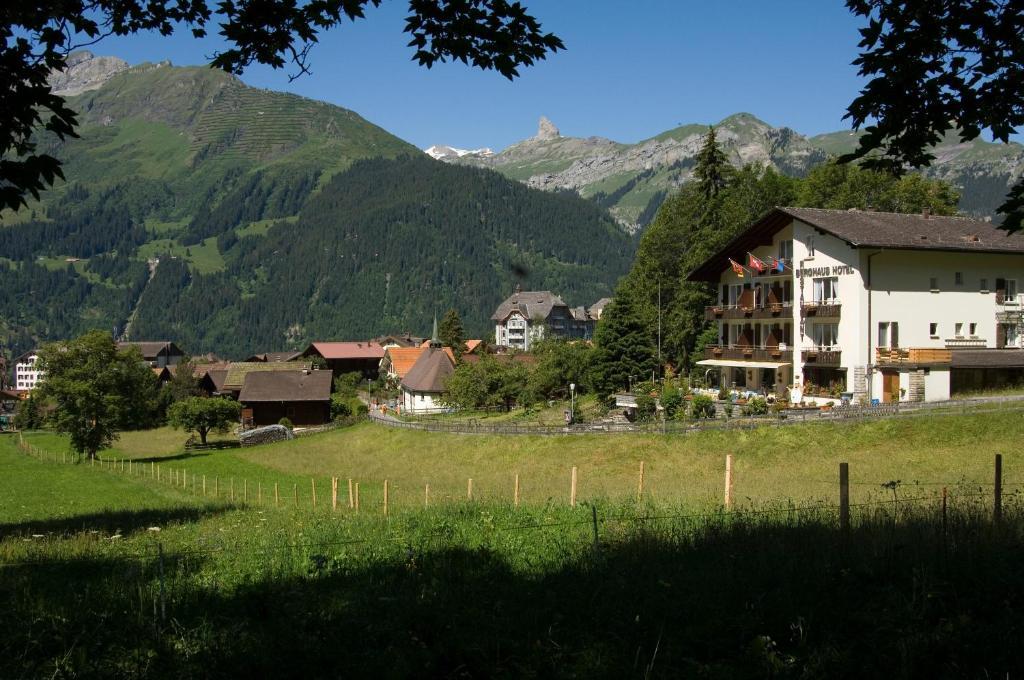 Hotel Berghaus Wengen Extérieur photo